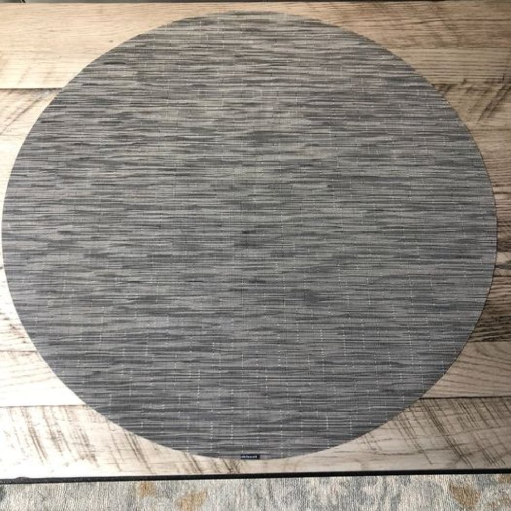 Chilewich 30 inch table mat